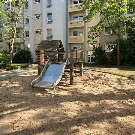 Benzi Apartment *